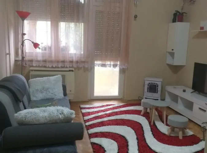 Ilona Apartment *